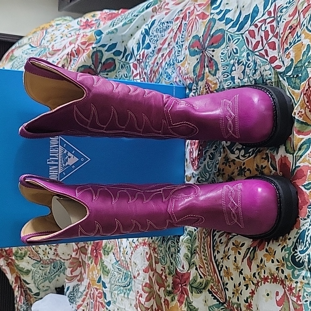 Fluevog F-Shoe Hi Cowboy High new. Purple 9.5